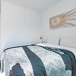Eg5.4a - Luxury Penthouse With Private Sun Terrace Apartment