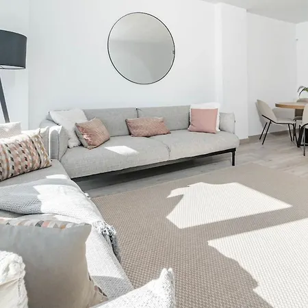 Eg5.4a - Luxury Penthouse With Private Sun Terrace * 埃斯特波纳