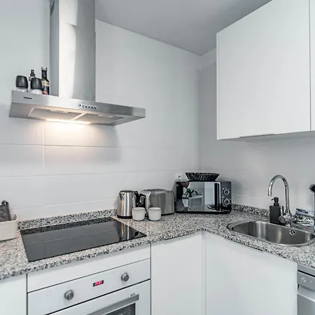 Eg54a - Luxury Penthouse With Private Sun Terrace Apartment Estepona