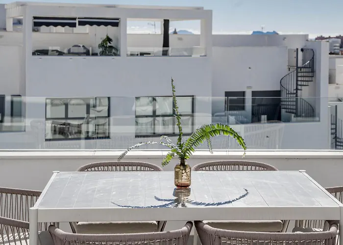 Eg5.4a - Luxury Penthouse With Private Sun Terrace * Estepona