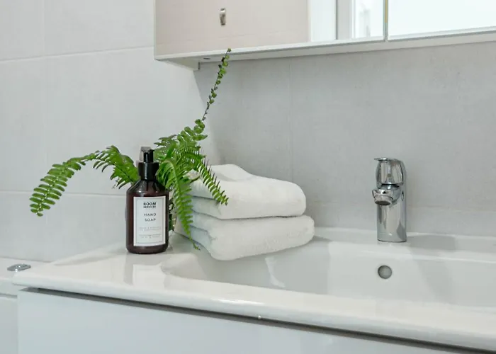 Eg5.4a - Luxury Penthouse With Private Sun Terrace Lägenhet Estepona