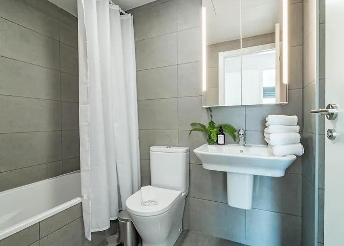 Eg5.4a - Luxury Penthouse With Private Sun Terrace