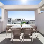 Eg5.4a - Luxury Penthouse With Private Sun Terrace